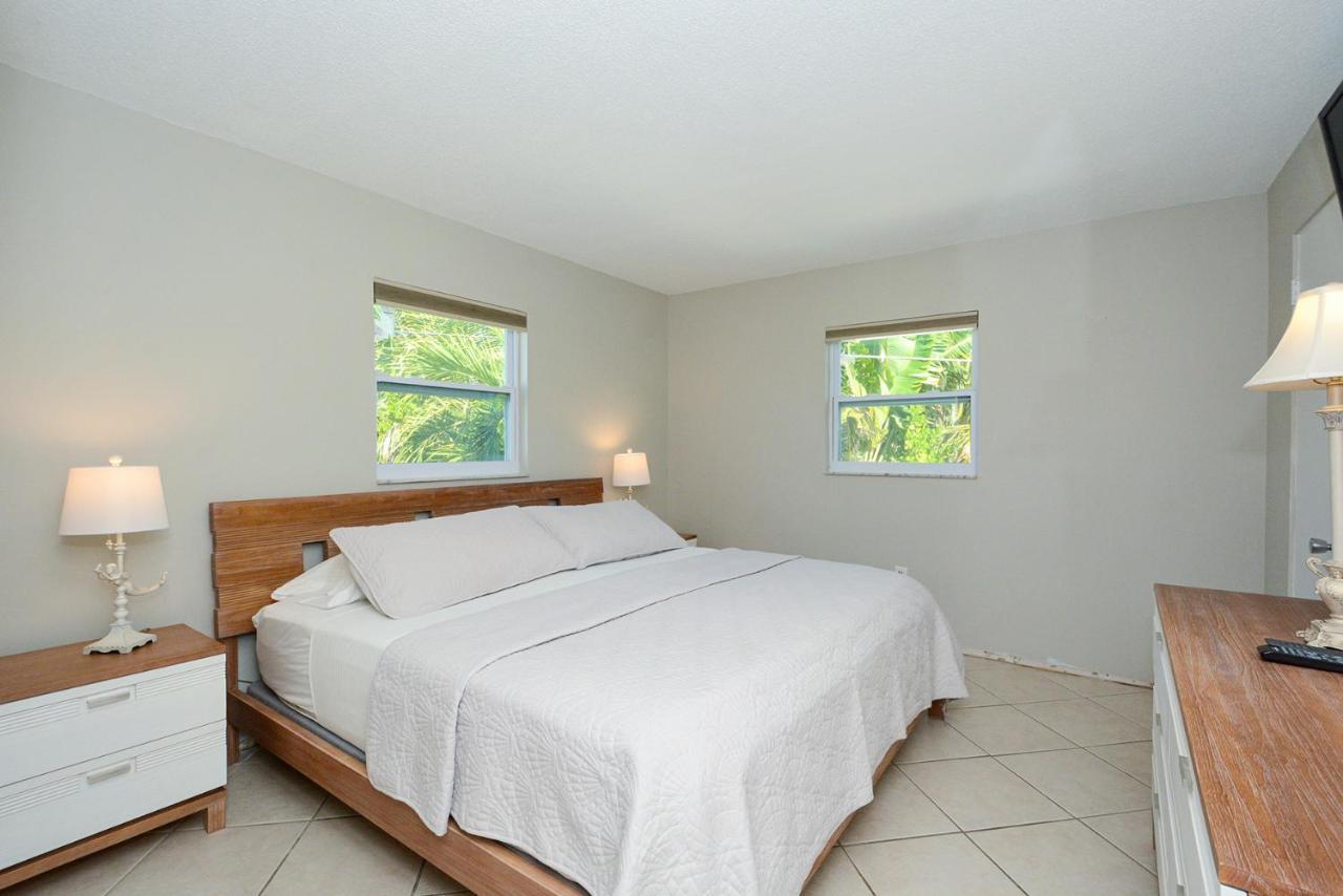 Canal 315 - Right In Siesta Key Village! Exterior foto